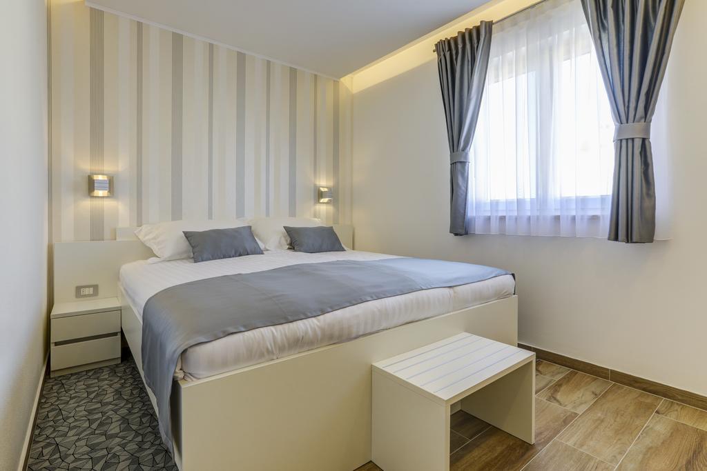 Viras Luxury Holiday Premantura Kültér fotó