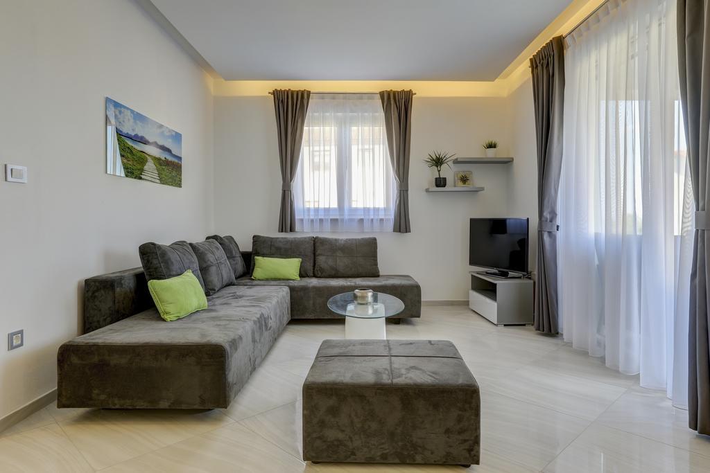 Viras Luxury Holiday Premantura Kültér fotó
